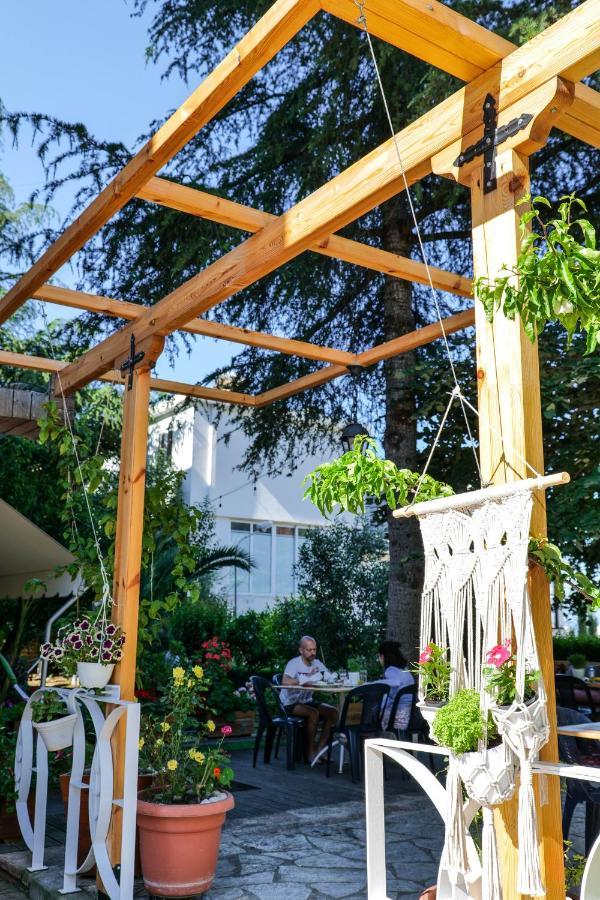 Garden Hotel